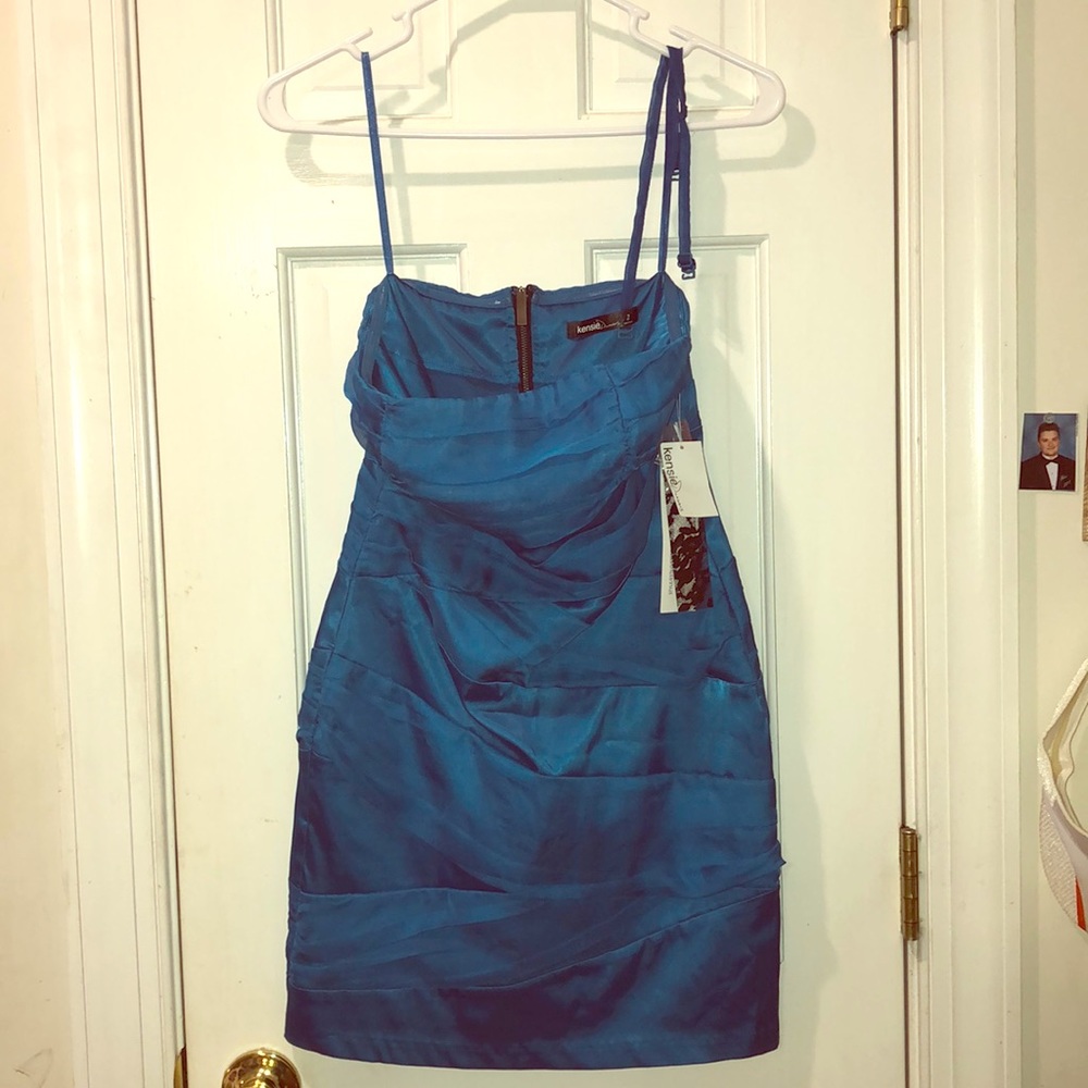 NWT dress w/ remove able straps